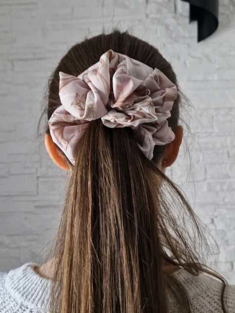 scrunchie-scrunchies-gumka scrunchie-gumka do włosów-gumki do włosów scrunchie-scrunchies-gumka scrunchie-gumka do włosów-gumki do włosów