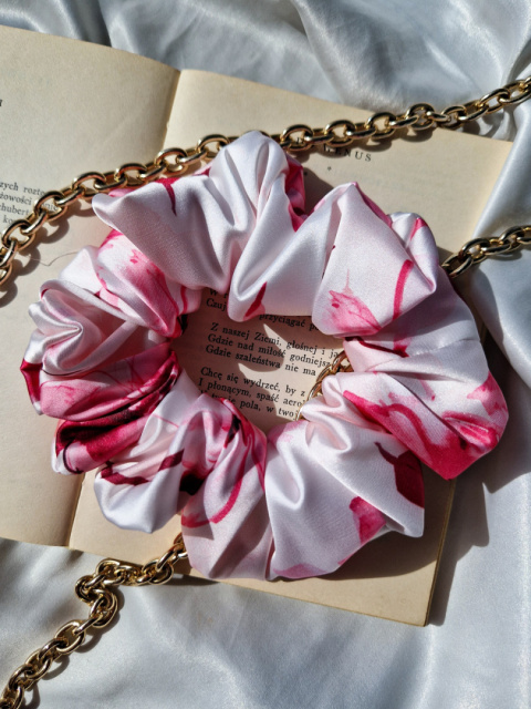 Scrunchie Floral Hibiscus L Scrunchie Floral Hibiscus L