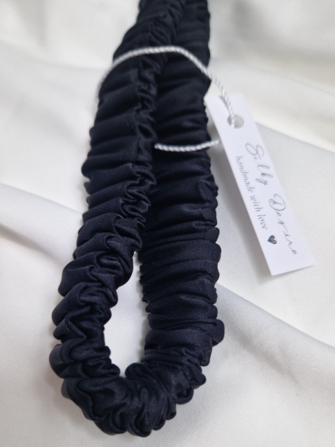 Opaska materiałowa na włosy Black Opaska materiałowa na włosy Black