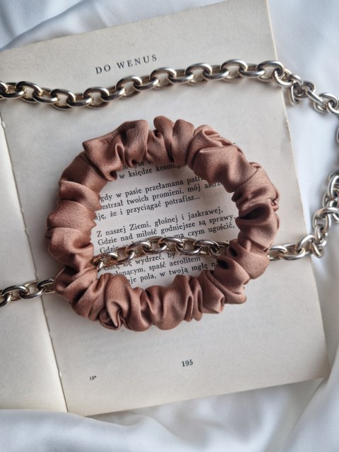 Scrunchie Goldie S Scrunchie Goldie S