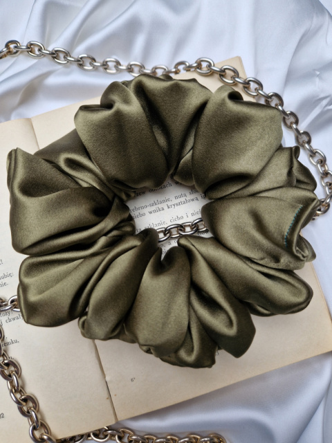 Scrunchie jedwabna Olive XL Scrunchie jedwabna Olive XL