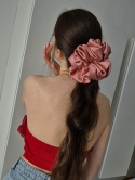 różowe scrunchies xxl-scrunchie xxl-ogromna scrunchie-duże scrunchies-ogromna gumka do włosów-scrunchies oversized-frotka xxl