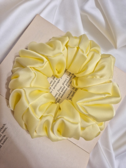Scrunchie Lemon Pie XL