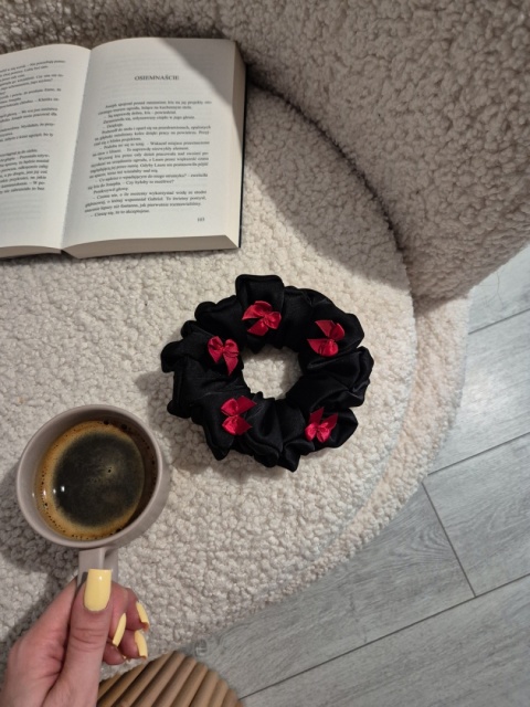 Scrunchie Cherry Tart XL Scrunchie Cherry Tart XL