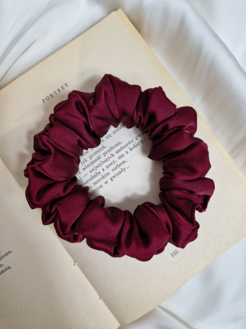 bordowa scrunchie-bordowa gumka -bordowa mała scrunchie-bordowa mała gumka-bordowa satynowa gumka-bordowa gumka typu scrunchie bordowa scrunchie-bordowa gumka -bordowa mała scrunchie-bordowa mała gumka-bordowa satynowa gumka-bordowa gumka typu scrunchie