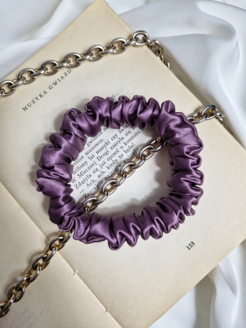 Scrunchie jedwabna Blueberry Yoghurt S Scrunchie jedwabna Blueberry Yoghurt S