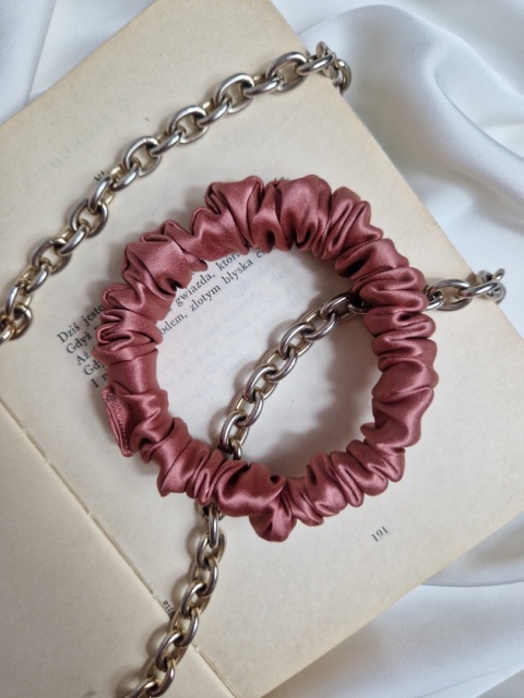 Scrunchie jedwabna Coral Pink S Scrunchie jedwabna Coral Pink S