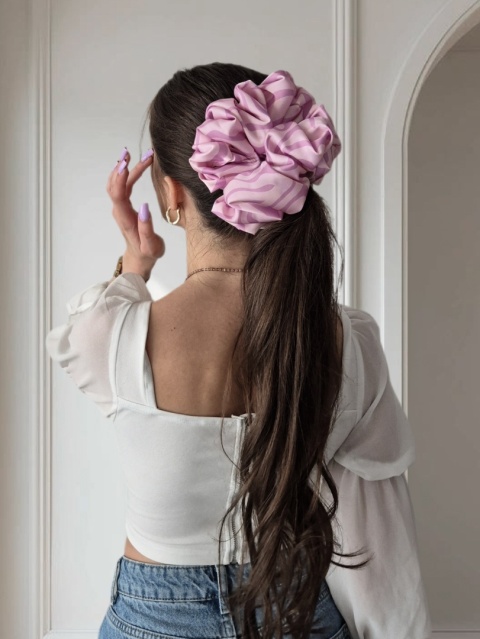 scrunchies-scrunchie xxl-różowa duża scrunchie-różowa scrunchie xxl-kwiatowa scrunchie xxl-duże różowe scrunchies