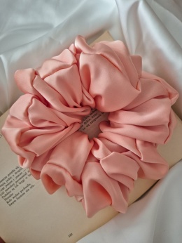 scrunchies-scrunchie xxl-brzoskwiniowa duża scrunchie-duża łososiowa scrunchie-scrunchie xxl brzoskwiniowa- brzoskwiniowe scrunchies