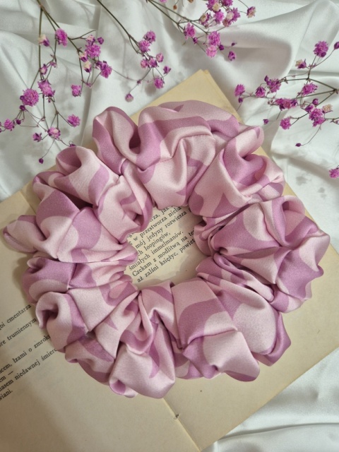 scrunchies-scrunchie xxl-różowa duża scrunchie-różowa scrunchie xxl-kwiatowa scrunchie xxl-duże różowe scrunchies