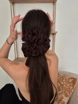 duże gumki do włosów-czekoladowe scrunchies-brązowe gumki do włosów-scrunchie xxl brązowa
