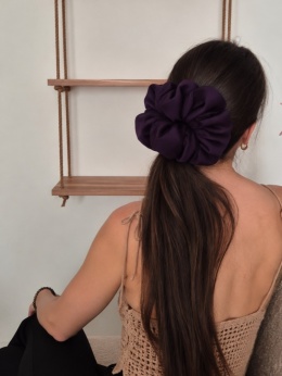 duża fioletowa gumka do włosów-duża śliwkowa scrunchie-purpurowa gumka do włosów-fioletowa gumka scrunchie-scrunchies